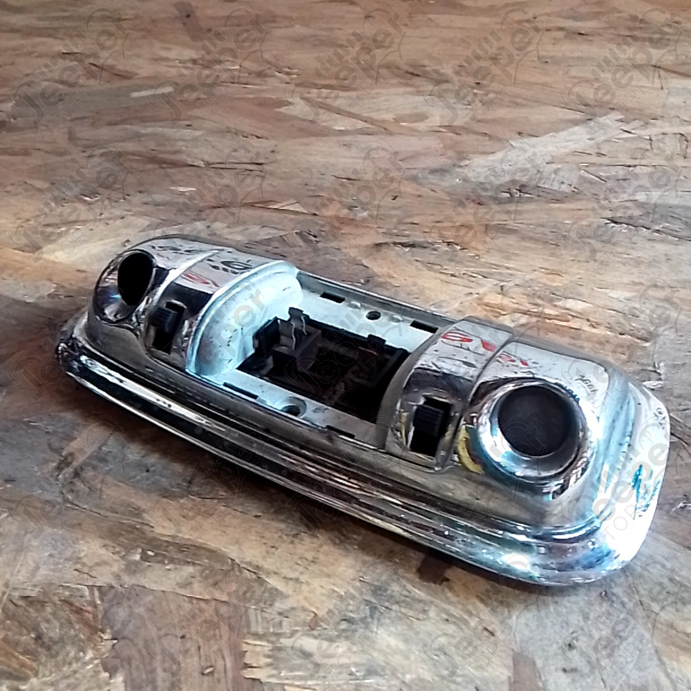 Occasion : Plafonnier chromé pour Jeep Grand Wagoneer SJ
