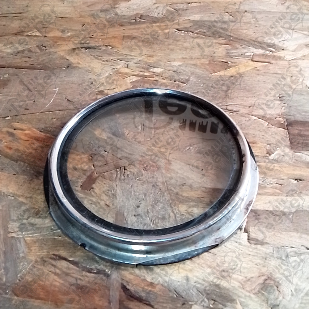 Occasion : Cerclage de phare avec vitre en verre diamètre 155 mm pour Jeep divers