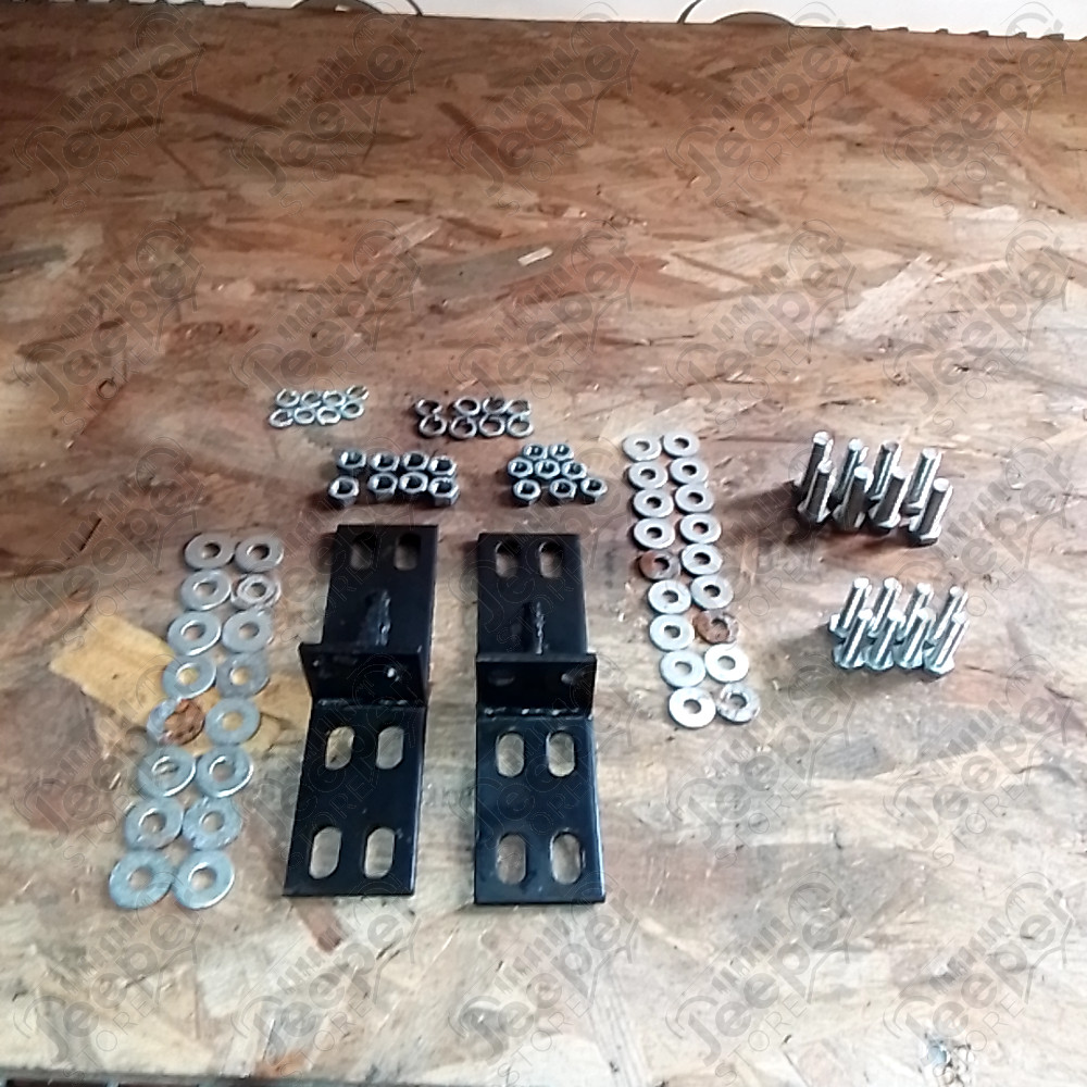 Occasion : Lot de 2 supports métalliques pour pare chocs arrière noirs (avec visserie) pour Jeep YJ, TJ