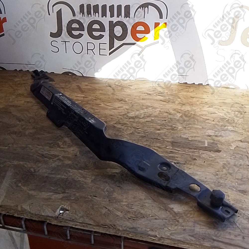 Occasion : Barre de renfort supérieure avant sous capot moteur pour Jeep Cherokee Liberty KJ