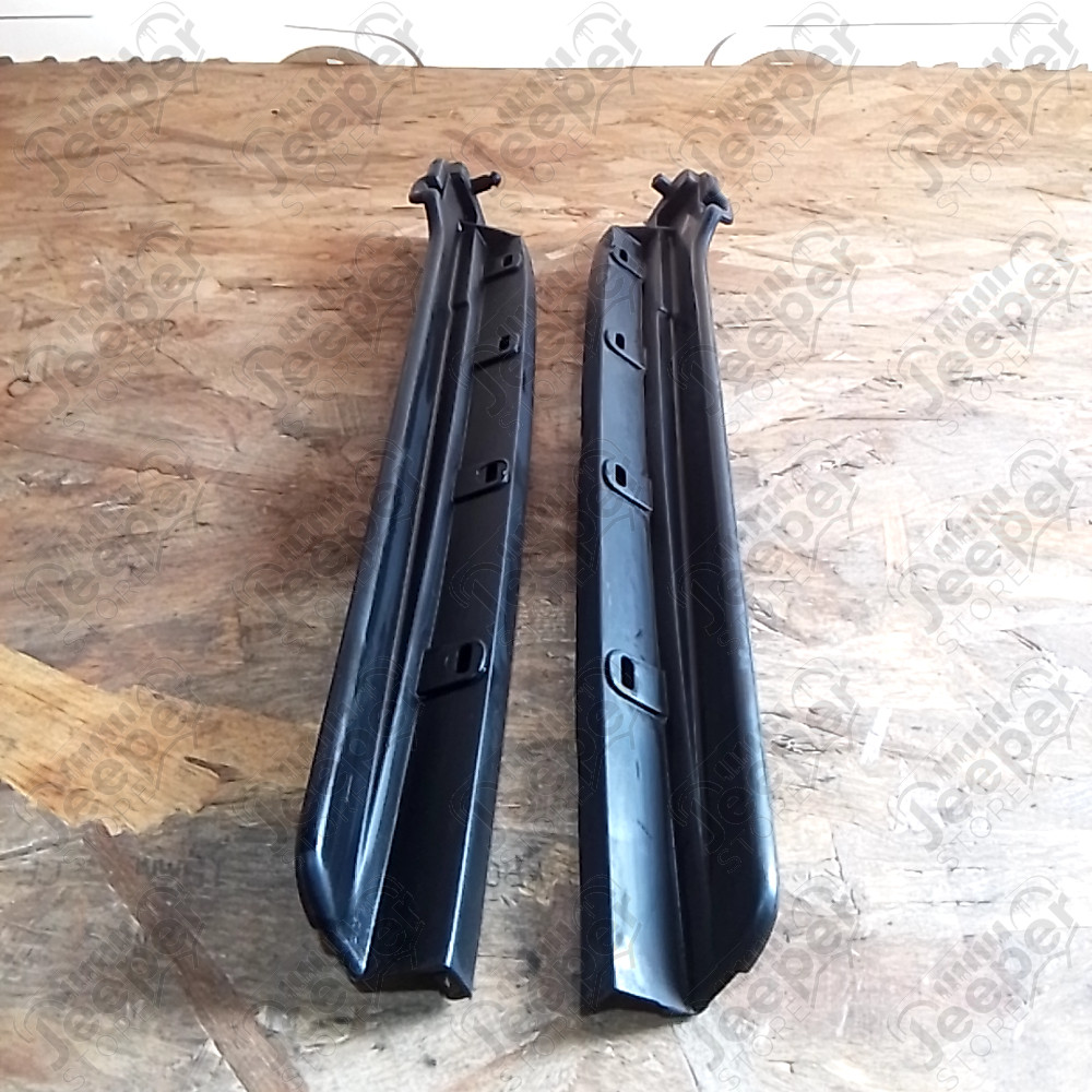Occasion : Lot de 2 baguettes de capotage pour pare brise droit pour Jeep Wrangler YJ