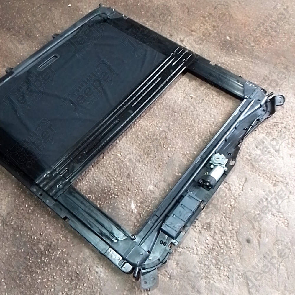 Occasion : Toit ouvrant d'origine pour Cadillac Seville STS 4.6L V8 - 32 soupapes - 4 portes - Boite automatique 4 rapports