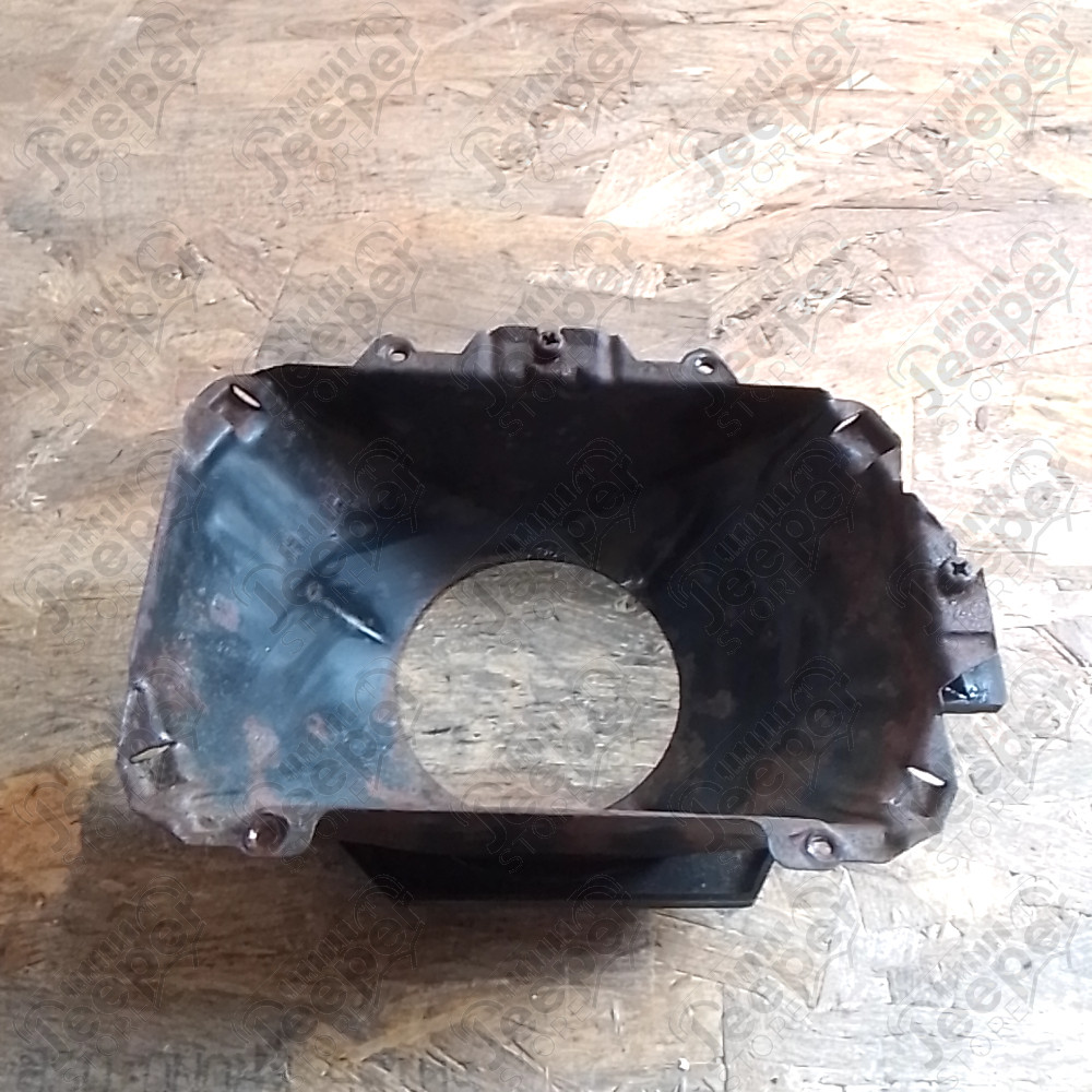 Occasion : Cuvelage + support de phare avant gauche (version europe) pour Jeep Wrangler YJ