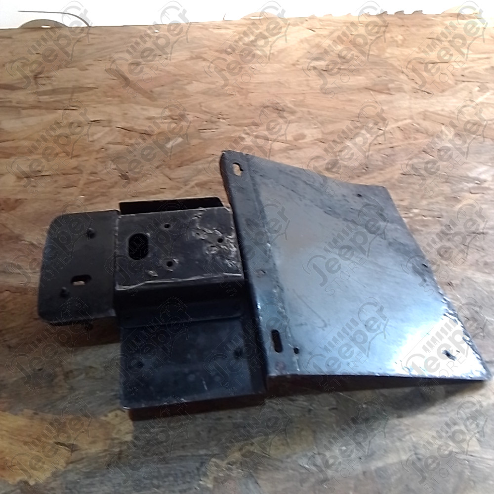 Occasion : Feu arrière gauche avec platine plaque et gabarit pour Jeep CJ7