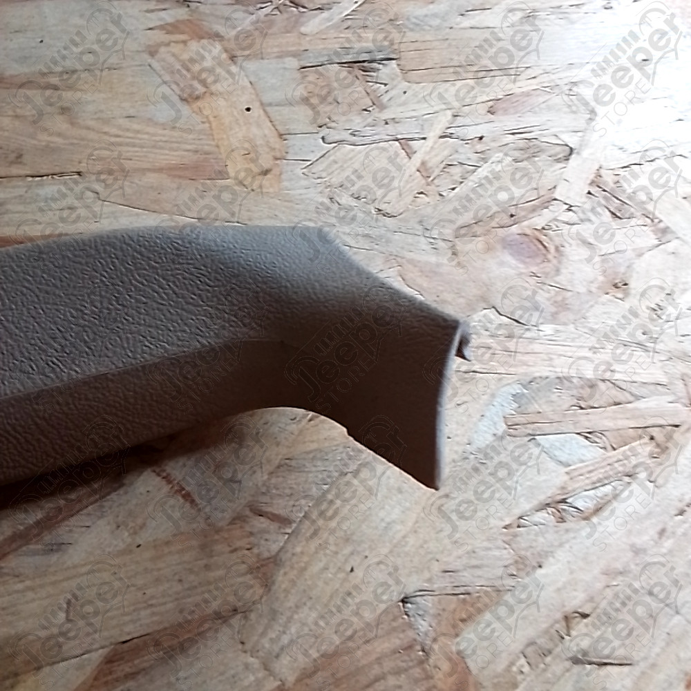 Occasion : Garniture plastique beige pour plafonnier arrière (cassé) pour Jeep Grand Cherokee ZJ, ZG