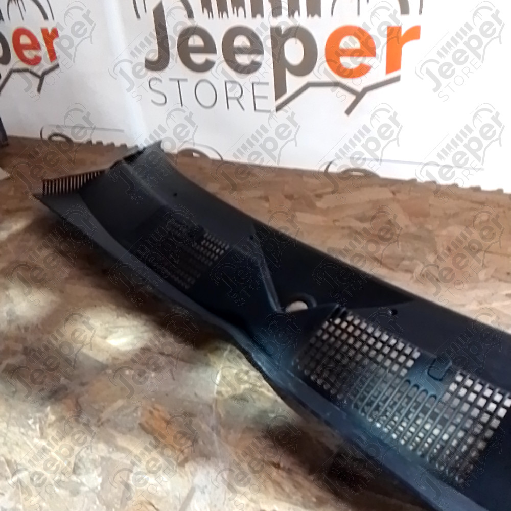 Occasion : Garniture plastique sous pare brise pour Jeep Grand Cherokee ZJ, ZG