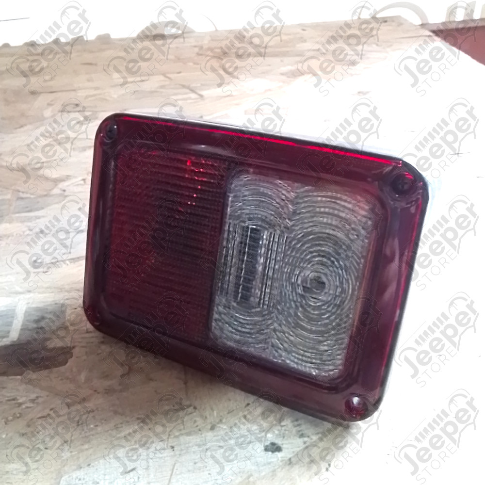 Occasion : Feu arrière gauche (version Europe) pour Jeep Wrangler JK