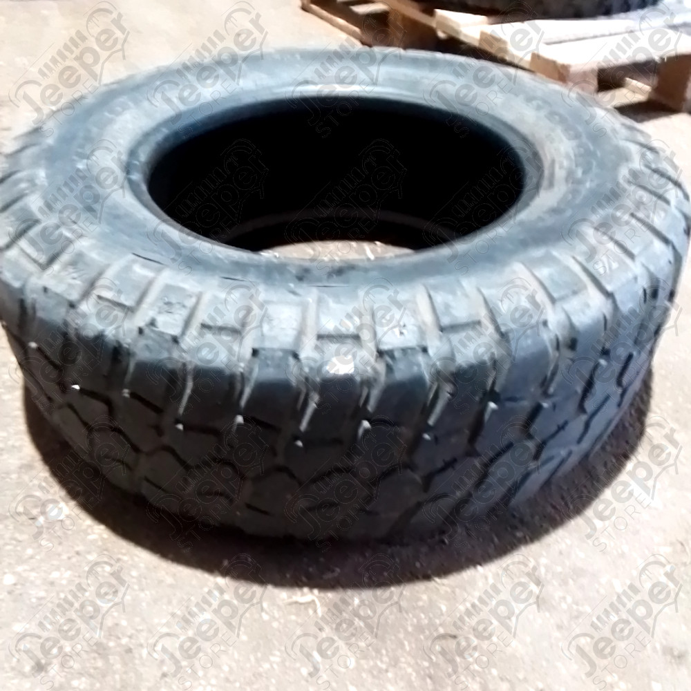 Occasion : Lot de 4 pneus BF Goodrich Mud-Terrain 255/75R17 pour Jeep JK, DIVERS