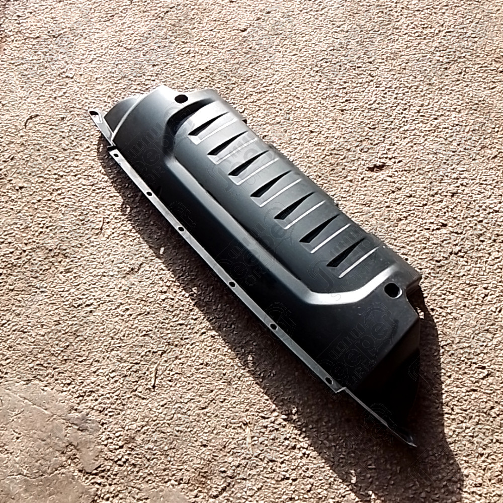 Occasion : Plaque de protection plastique sous pare chocs europe avant pour Jeep JL, JT
