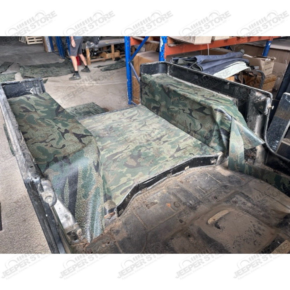 Occasion : Tapis militaire en plastique, 2 passages de roues arrière préformés, coffre et 2 passages de portes pour Jeep CJ7 et Wrangler YJ