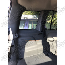 Occasion: Plastique intérieur de coffre arrière gauche Jeep Cherokee Liberty KJ