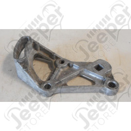 Support de pompe de direction assistée (partie arrière) (moteur essence 4 et 6 cylindres) Jeep CJ