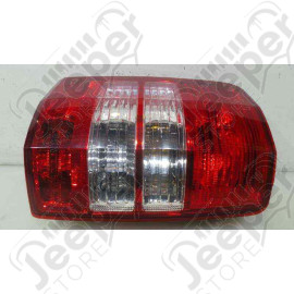 Feu arrière gauche (modèle Europe) - Jeep Cherokee Liberty KK - 55157349AB / 55157349AD
