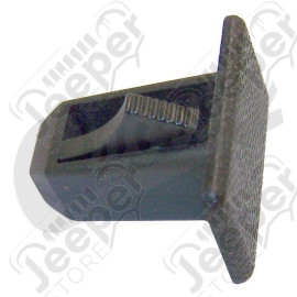 Retainer (Lower Side Cladding)