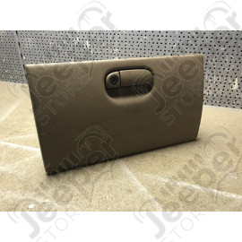 Occasion: Porte de boite à gants (couleur: beige) Jeep Wrangler TJ 