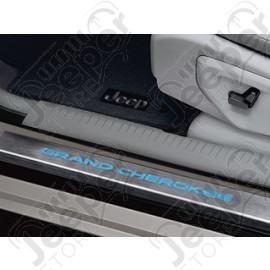 K82211710 Protections de seuil de porte avant MOPAR, avec logo éclairé Jeep Grand Cherokee WH, WK