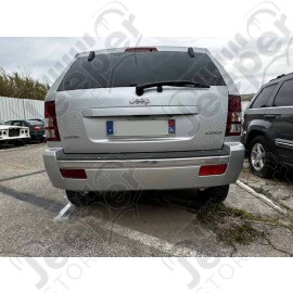 Occasion : Pare chocs arrière origine Mopar avec emplacements capteurs de stationnement et anti-brouillards pour Jeep Grand Cherokee WH, WK
