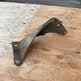 Occasion : Fixation arrière pompe de direction assistée 2.5L mono point pour Jeep Wrangler YJ (1987-1991)