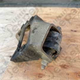 Occasion : Fixation de support moteur droit 2.5L mono point pour Jeep Wrangler YJ (1987-1991)