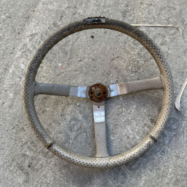 Occasion : Volant de direction en cuir beige (a refaire) pour CJ7, CJ8, YJ, XJ (1976-1996)