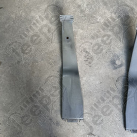 Occasion : Plastique intérieur gris (4 portes) pour Jeep Cherokee XJ (1984-1996)