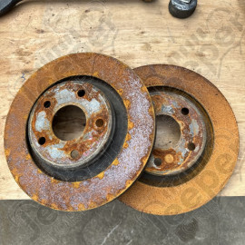 Occasion : Lot 2 disques de frein avant (diamètre: 33cm) pour Jeep Wrangler JK (2011-2018)