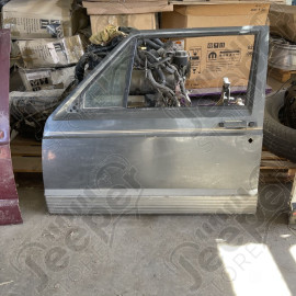 Occasion : Porte avant droite (2portes) grise pour Jeep Cherokee XJ (1984-1996)
