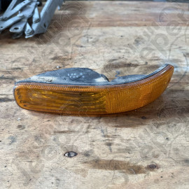 Occasion : Clignotant avant gauche pour Jeep Cherokee Liberty KJ (2002-2004)