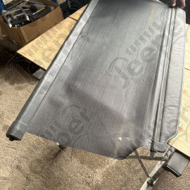 Occasion : Plage arrière enroulable gris/noir pour Jeep Cherokee Liberty KJ (2002-2007)