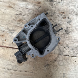 Occasion : Boîtier papillon 3.7L V6 avec boîte auto (conduite anglaise) pour Jeep Cherokee Liberty KJ (2002-2005)