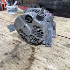 Occasion : Alternateur moteur pour 3.7L V6 pour Jeep Cherokee Liberty KJ (2002-2004)