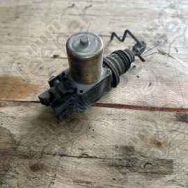 Occasion : Serrure moteur de coffre pour Jeep Cherokee Liberty KJ (2002-2004)