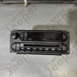 Occasion : Autoradio origine (sans code) pour Jeep Cherokee Liberty KJ (2002-2007)