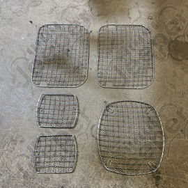 Occasion : Kit de 5 grilles de protection phares et feux (manque 1 feu) pour Jeep Wrangler YJ (1987-1995)