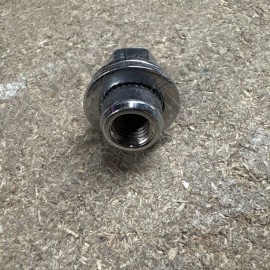 Occasion : Écrou canon 12mm de long, clef 20.50mm avec rondelle, vendu à l’unité pour Jeep divers