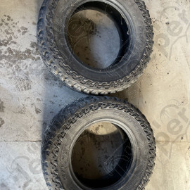 Occasion : Lot de 2 pneus Cooper ST MAXX 275/70R18 - 25% d'usure