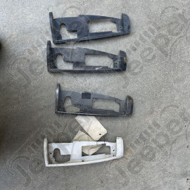 Occasion : Enjoliveur de phare (angle) gauche pour Jeep Cherokee XJ (1984-1990)