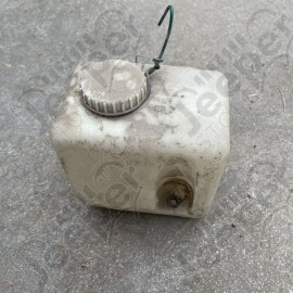 Occasion : Bocal de lave glace ??? pour Jeep divers