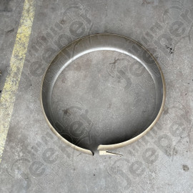 Occasion : Cerclage acier roue de secours (couleur or) taille 29’ pour CJ5, CJ6, CJ7, CJ8, YJ, TJ