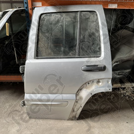 Occasion : Porte arrière gauche grise pour Jeep Cherokee Liberty KJ (2002-2007)
