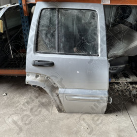 Occasion : Porte arrière droite grise pour Jeep Cherokee Liberty KJ (2002-2007)
