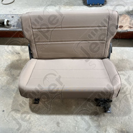 Occasion : Banquette arrière rabatable couleur marron/beige pour CJ5, CJ6, CJ7, CJ8, YJ (1976-1995)