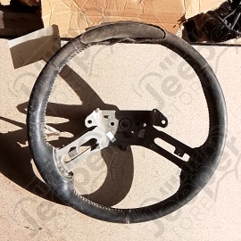 Occasion : Volant cuir noir à refaire Jeep ??? pour Jeep divers