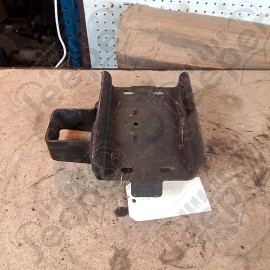 Occasion : Fixation pour boite de transfert NP231 pour Jeep Cherokee XJ