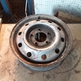 Occasion : Jante en acier 5x127 - 7x16 pour Jeep Grand Cherokee WJ, WG