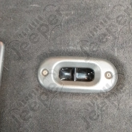 Occasion : Dossier 1/3 banquette arrière gris/noir en cuir + appui tête pour Jeep Grand Cherokee WJ, WG