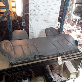 Occasion : Dossier banquette arrière gris en cuir + appuis tête pour Jeep Cherokee XJ