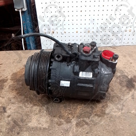 Occasion : Compresseur climatisation pour 2,7L CRD à refaire pour Jeep Grand Cherokee WJ, WG