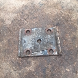 Occasion : Fixation de lame sur pont arrière pour Jeep Wrangler YJ