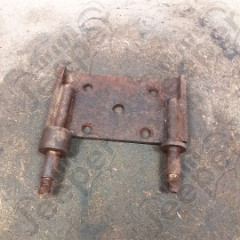 Occasion : Fixation de lame sur pont avant droit pour Jeep CJ5, CJ7, CJ8